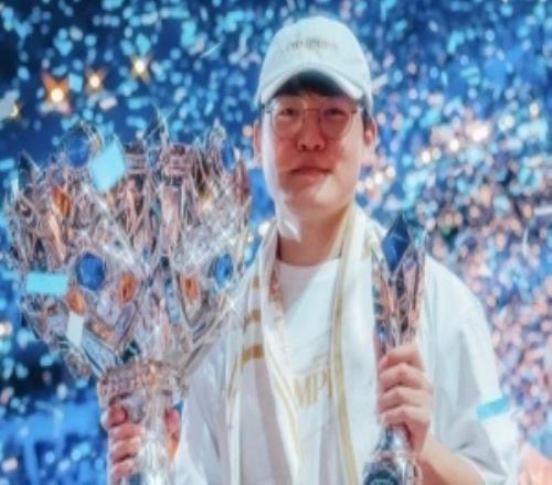 Gumayusi：一直夢想著成為世界最強選手想長久地打職業(yè)