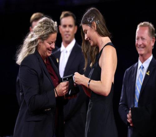 新世紀(jì)25佳球員三：阿辛進(jìn)前十，絲襪力壓薩巴！