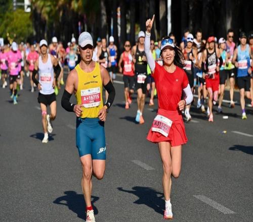 跑給誰(shuí)看城市馬拉松中的身體展示與身份展示