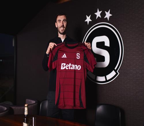 官方：西漢姆聯(lián)中場安迪歐文加盟布拉格斯巴達(dá)