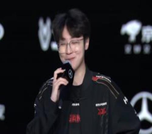 昨天采访差点哭了！Zhuo发文：拿下首胜非常开心非常激动