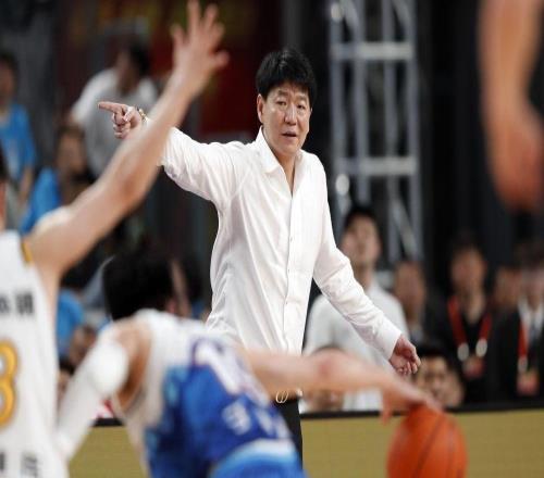 山東男籃2日晚迎戰(zhàn)新疆，新年首戰(zhàn)，可否迎來開門紅