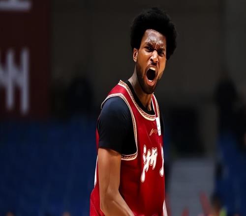 換丁偉后，新教練8戰(zhàn)6勝，已把球隊帶到強隊行列，北控不妨學學