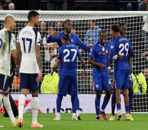 遭切爾西5連殺后熱刺內(nèi)訌！2將拒絕與主帥握手甩手抱怨+徑直離場