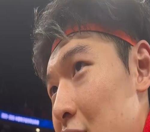 勝新疆采訪！盧偉強調(diào)防守與籃板重要性，王哲林親承吃止痛藥！