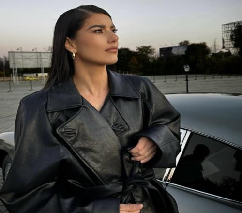 在輝煌與遺憾之間：科斯蒂亞的告別與自白