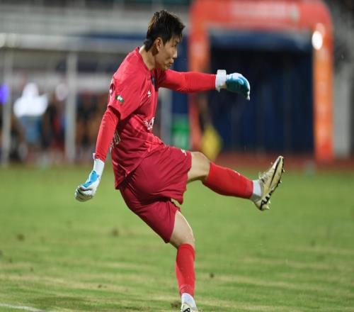 意外嗎蘇超門(mén)將加盟津門(mén)虎，與閆炳良爭奪主力，曾奪得中超冠軍