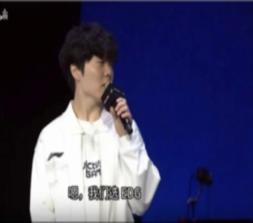 Rooike：聽(tīng)教練上次三比零拿下Xiaohao：這次展示什么叫騎士禮