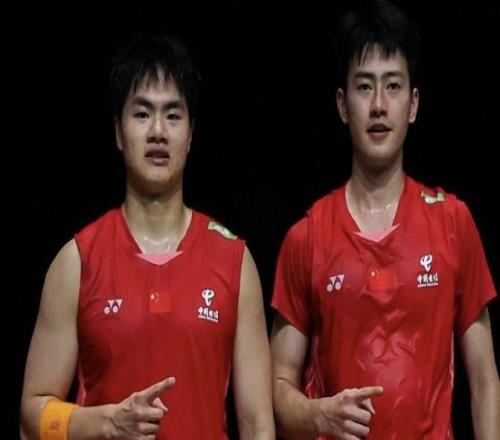 梁偉鏗王昶20力克西班牙組合，晉級(jí)羽毛球世錦賽男雙16強(qiáng)