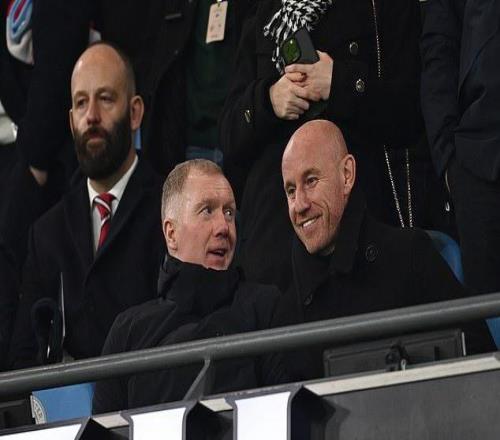 巴特：我的曼聯(lián)季票險(xiǎn)些被取消，當(dāng)我詢問(wèn)時(shí)他們問(wèn)我巴特是誰(shuí)