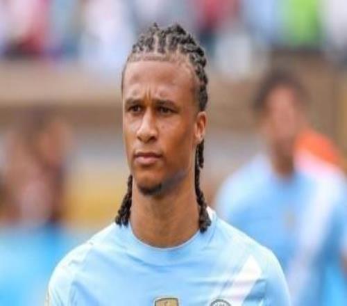 記者：國米、尤文和水晶宮想冬窗引進(jìn)阿克，曼城要價(jià)3500萬(wàn)歐