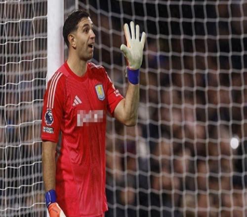 阿根廷國門上演神級撲救，助維拉客場擊敗切爾西