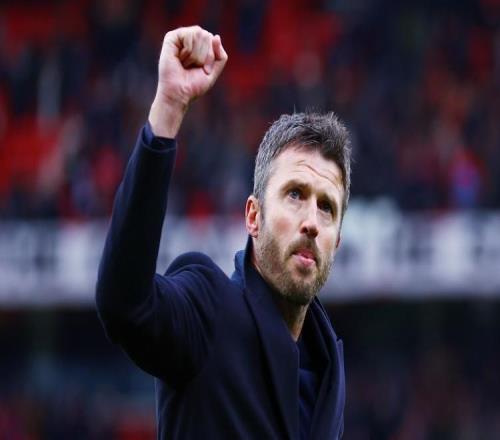 復(fù)盤曼市德比：新帥卡里克戰(zhàn)術(shù)完勝，曼聯(lián)主場20擊碎曼城希望