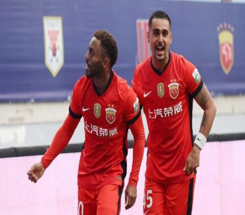 上海海港首發(fā)出爐！穆帥輪換5人，蒯紀(jì)聞李新翔先發(fā)，2外援缺陣