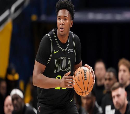 放棄狀元簽去培養(yǎng)這位內線新秀鵜鶘的思路真是讓人無法理解