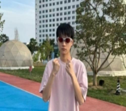 涵藝談shanks道歉：陪酒有什么丟人只是哥幾個發(fā)言和表達(dá)有問題