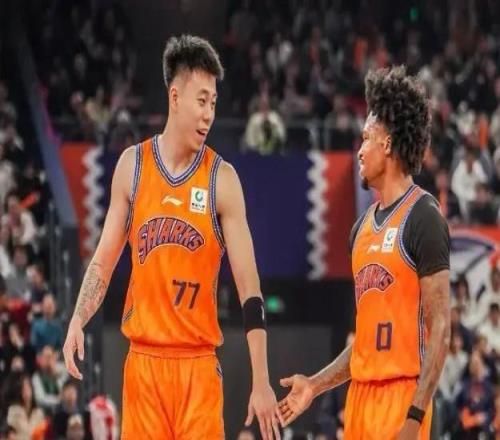 過分了！張鎮(zhèn)麟0分參加發(fā)布會被無情轟走，CBA個別要求太離譜