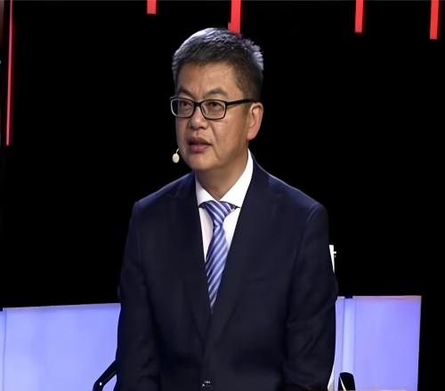 輸韓國4分！蘇群中肯點評，指出了中國男籃輸球的主要原因