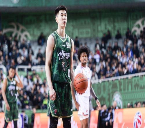 不服郭昊文！遼籃狀元砍下21分，隊友錯過聯(lián)手，楊鳴慶幸有王牌