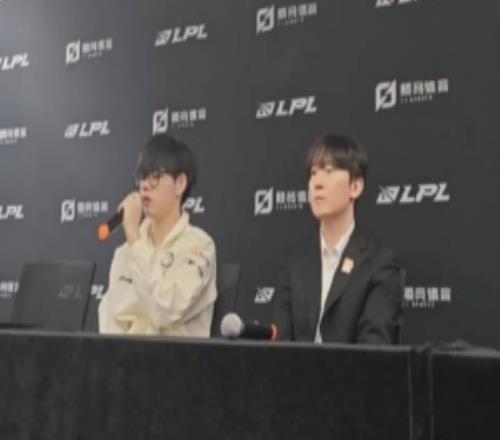 Soboro：我覺得Bin是目前LPL最強(qiáng)上單第一局貪鍍層被單殺比較傷