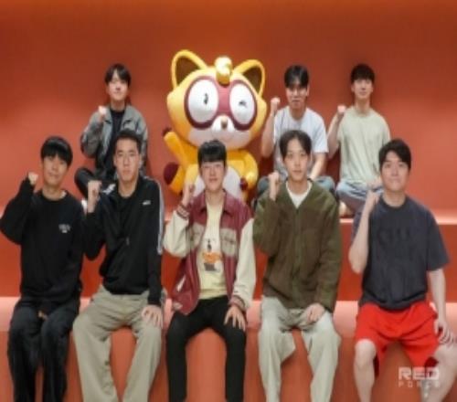 NS分享2026陣容合照：請(qǐng)大家期待以NS之名開啟的全新征程