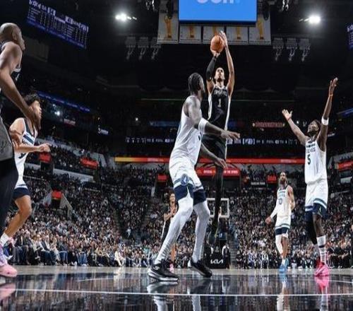 文班39+9對(duì)飆愛德華茲新高58分馬刺險(xiǎn)勝森林狼