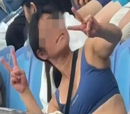 女子酒后擾亂賽場(chǎng)秩序，文明觀賽不容“耍酒瘋”新京報(bào)快評(píng)