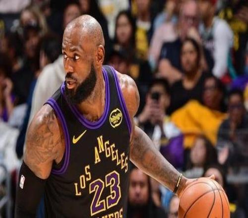 詹姆斯轟下31+9+6！創(chuàng)聯(lián)盟41歲以上球員單場(chǎng)得分紀(jì)錄