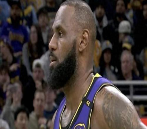 東契奇30分湖人負活塞，詹姆斯41歲生日快樂(lè )湖人不快樂(lè )