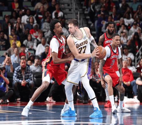 勇士送湖人大禮！東契奇的首冠要來了嗎詹姆斯有望打爵士復(fù)出