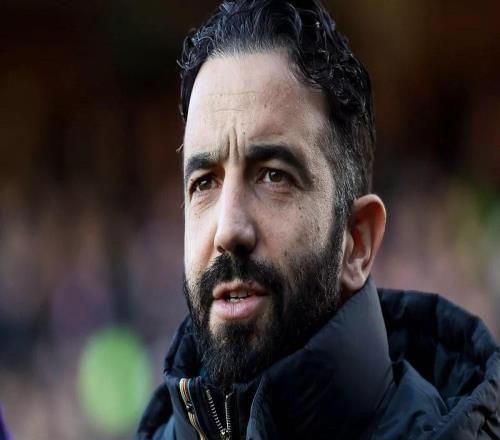 阿莫林：中場(chǎng)休息沒聊戰(zhàn)術(shù)，我們很明顯一直在主導(dǎo)比賽