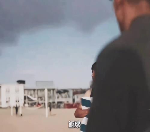 外网很多人都在他视频底下刷：nextyao这样的评论