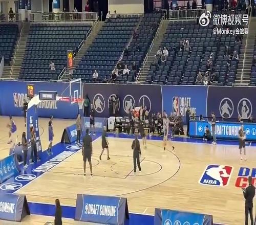今天进三分！杨瀚森联合试训：持球投篮30中15，定点投篮25中14