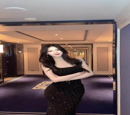 这是要去见登哥吗美女登密盼盼的一身红色礼服御姐风