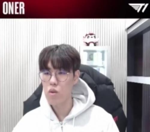 Oner：冠军皮肤首先第一顺位是赵信第二是在考虑潘森