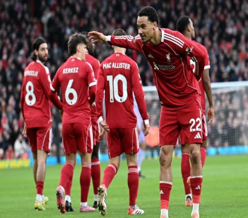 利物浦20布莱顿！4轮不败暂升第6新援闪击+双响萨拉赫替补助攻