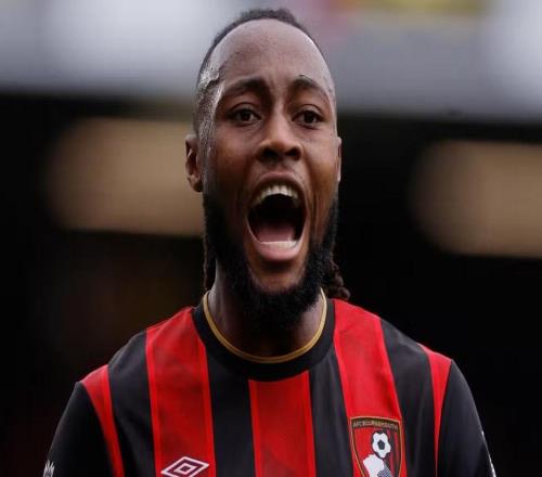 罗马诺：有三四家俱乐部有意塞门约，但曼联引援重心是中场