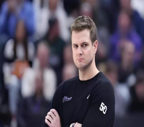 从水货到明星！被低估的16号秀，逆袭了