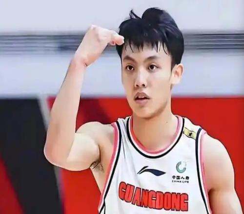 不得不说！徐杰已是CBA独一档的球员，效率有点恐怖