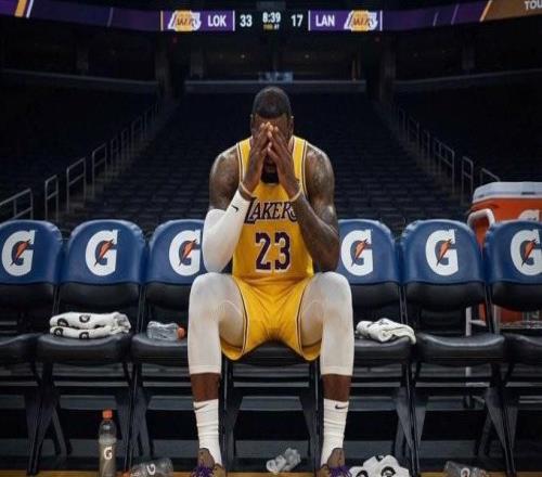 纪录终结！詹姆斯连续21个赛季入选全明星首发的纪录作古