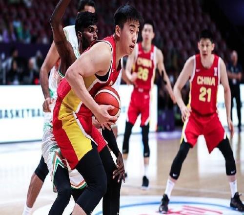 北青：王俊杰是今夏中国男篮最大发现，他希望大学毕业冲击NBA