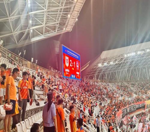 鲁媒：克雷桑的低迷仍没有改善迹象彭啸没完全适应中超节奏