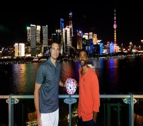 英超名宿科尔与维迪奇开启中国行，同中国球迷共迎新赛季启幕