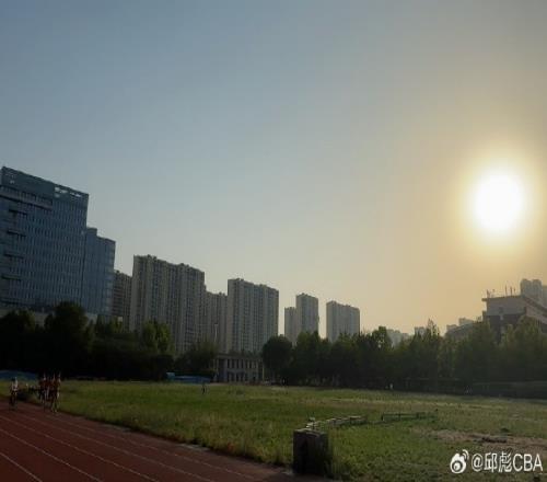 邱彪晒山东队晨练照：520从心开始从心出发成人成才