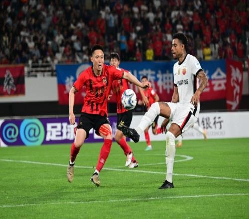 海港6比2苏州东吴贡献一球一助攻的蒯纪闻获得本场最佳球员