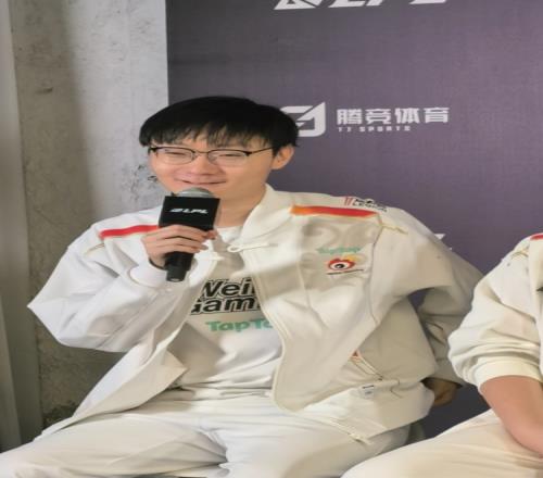 你余震怎么没触发Tian：余震很难触发所以我带了不灭