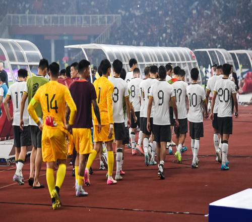 又一个四年！国足无缘2026世界杯，赛后众国脚遗憾谢场