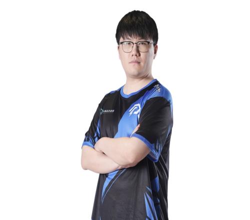 真别啊前XG五号位天命发布轻生微博：无聊的人生就这样结束吧