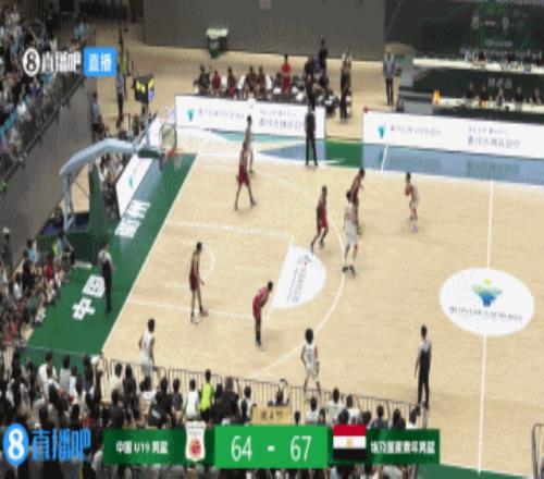 绝平机会可惜走步！杨溢4中1拿到5分2板6助1断5次失误