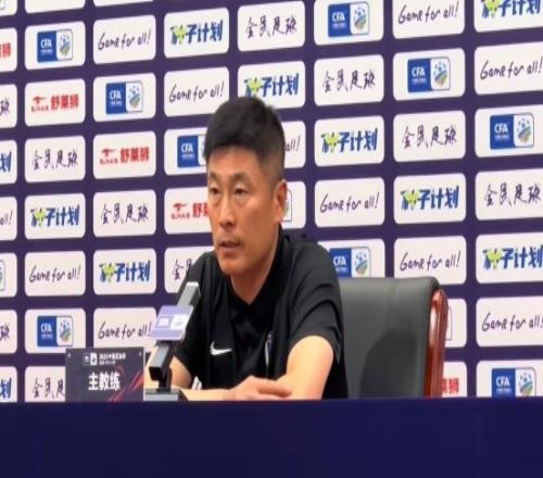 李国旭：希望队员在比赛中表现得更勇敢，在梭鱼湾拿下比赛